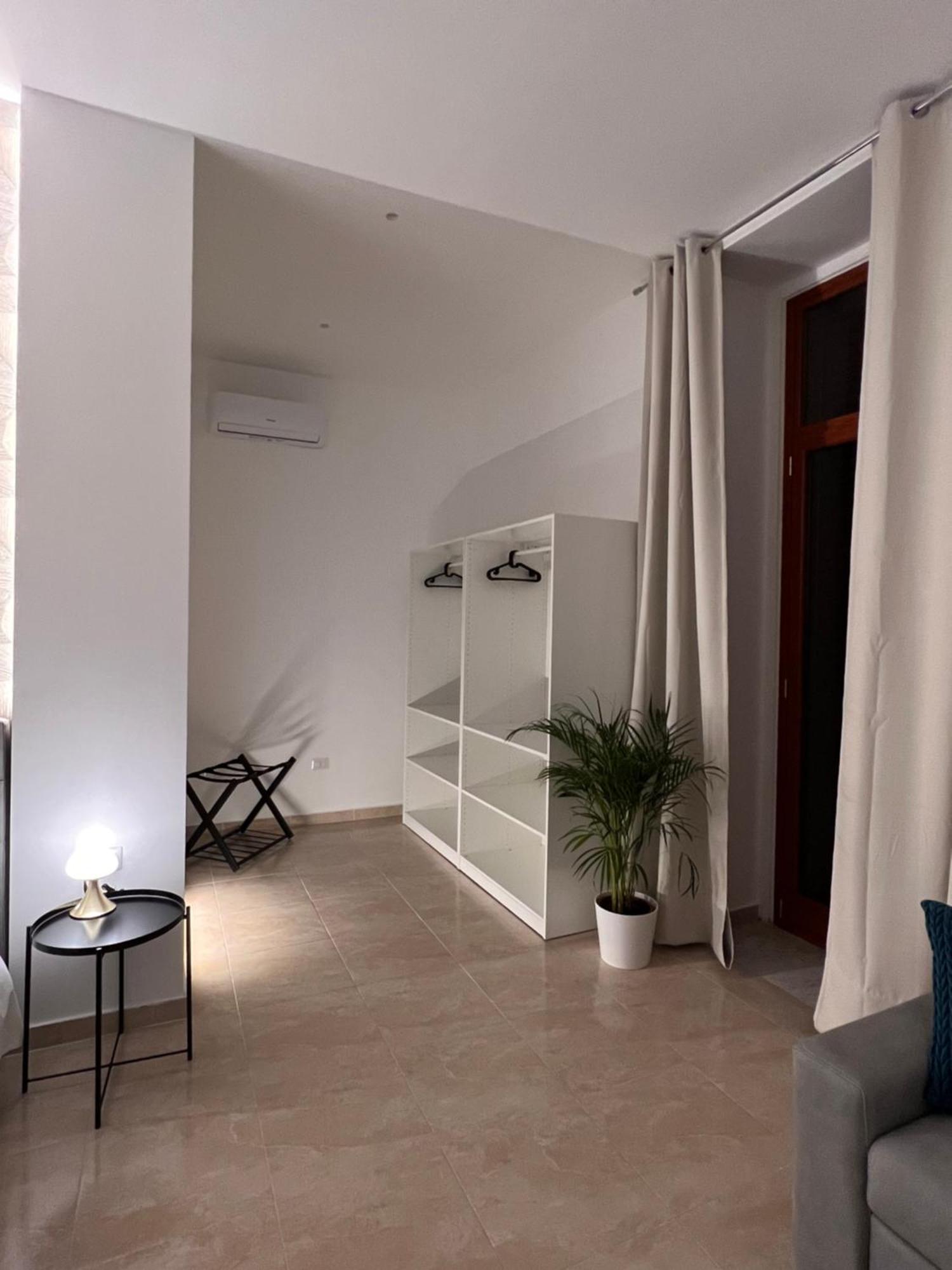 Astorya E' Napoli Hotel Exterior photo